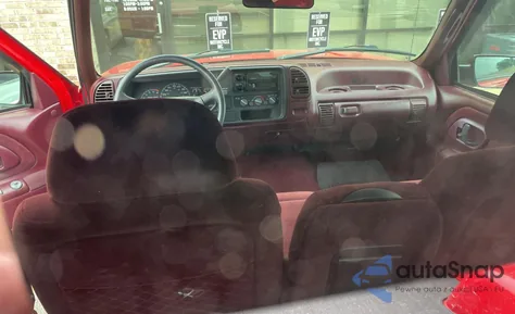 1996 Chevrolet Gmt-400 C1500 z USA, uszkodzony, nr VIN 2GCEC19W8T1125105